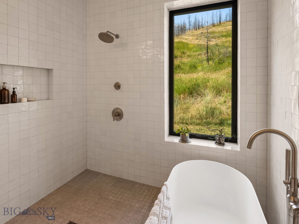 44 Midway Bridger Road, Bozeman MT 59715