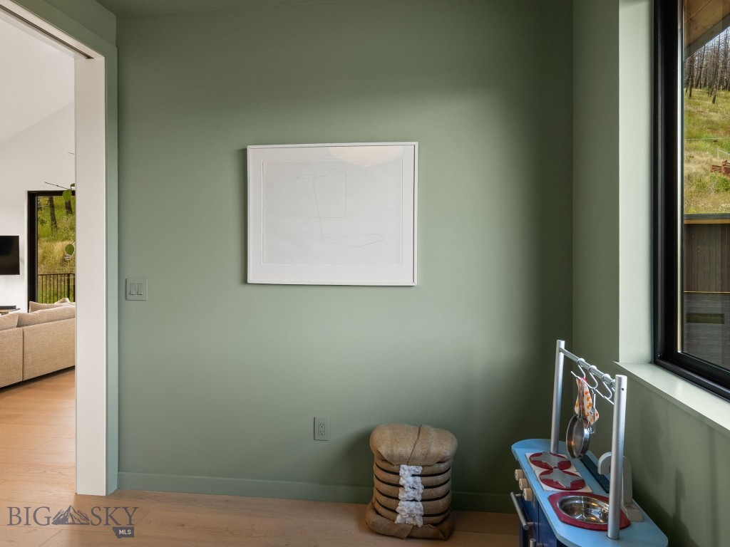 44 Midway Bridger Road, Bozeman MT 59715