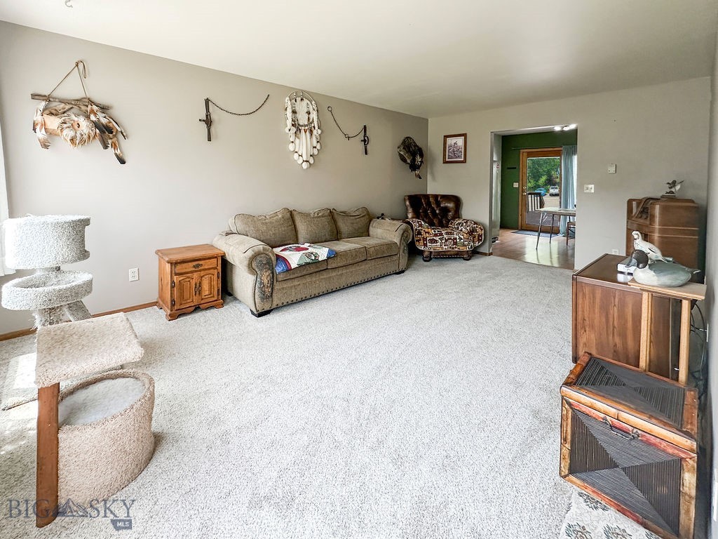 45 Chestnut Grove Avenue, Bozeman MT 59718