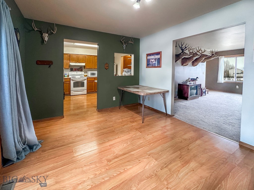 45 Chestnut Grove Avenue, Bozeman MT 59718