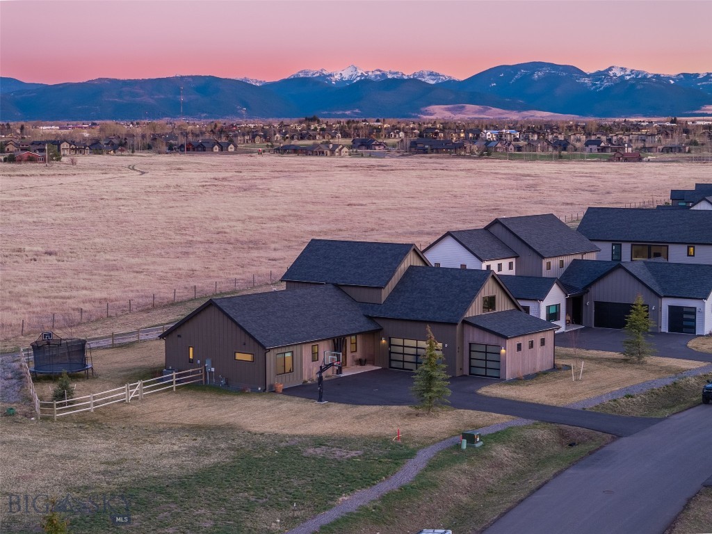 46 Creekbank Loop Lane, Bozeman MT 59718
