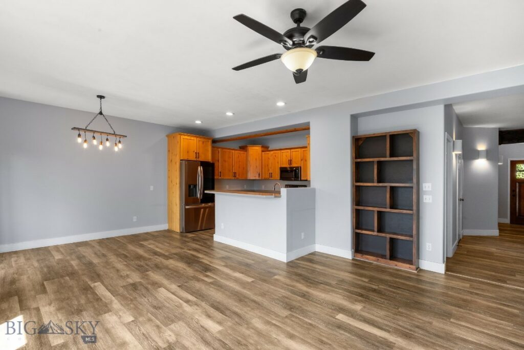 4716 Shadowglen Drive, Bozeman MT 59718