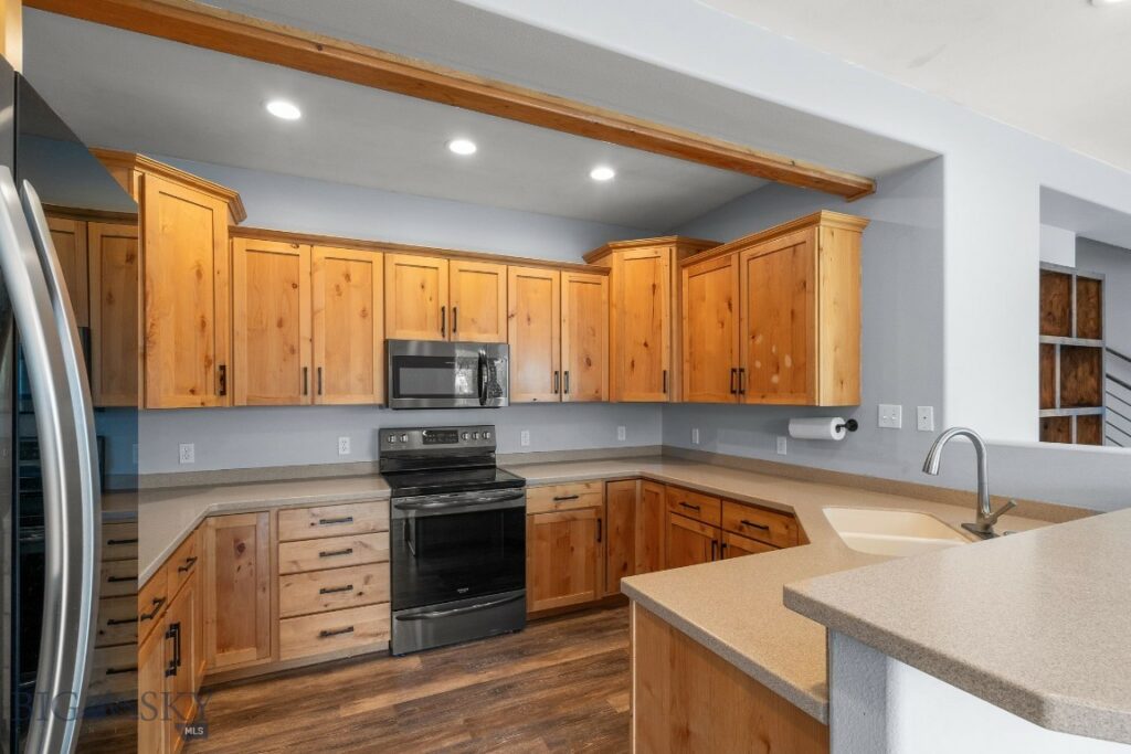 4716 Shadowglen Drive, Bozeman MT 59718