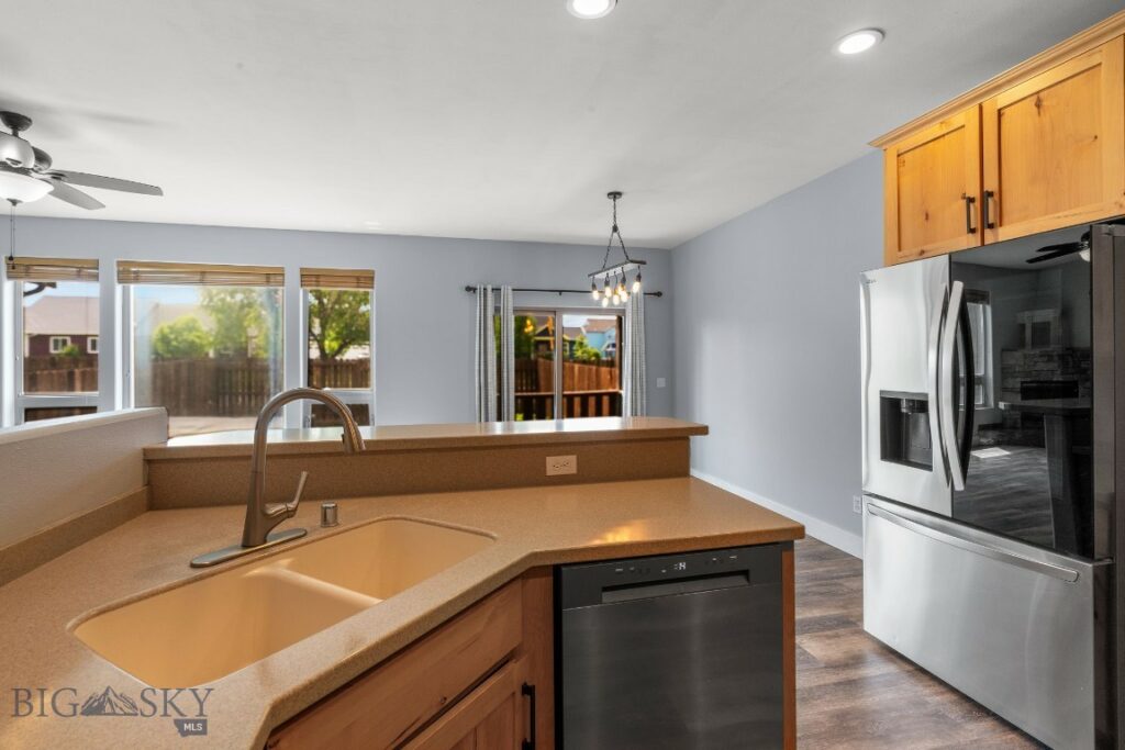 4716 Shadowglen Drive, Bozeman MT 59718
