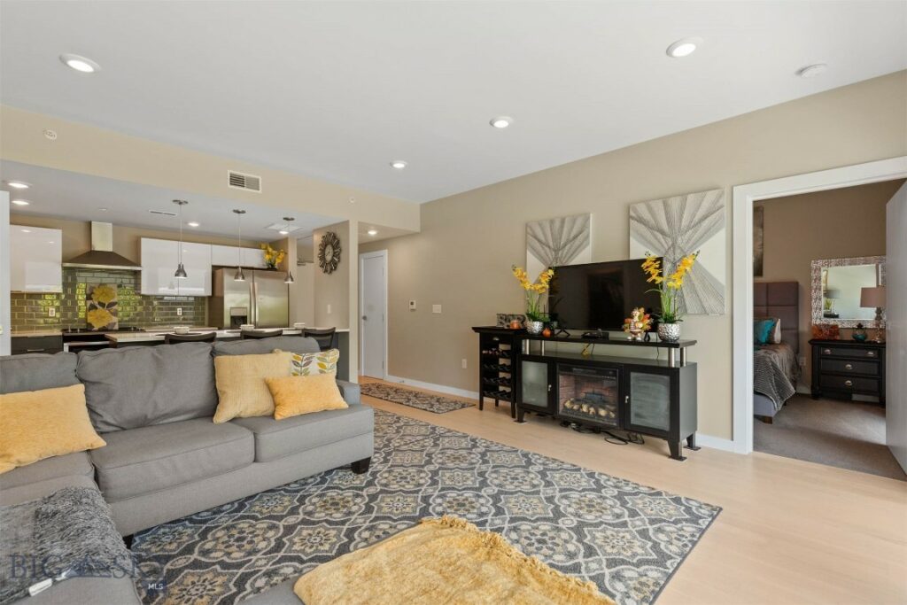 476 Enterprise, Bozeman MT 59718