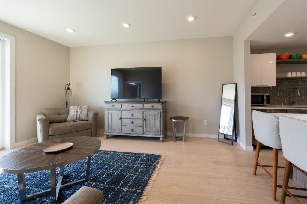 476 Enterprise, Bozeman MT 59718