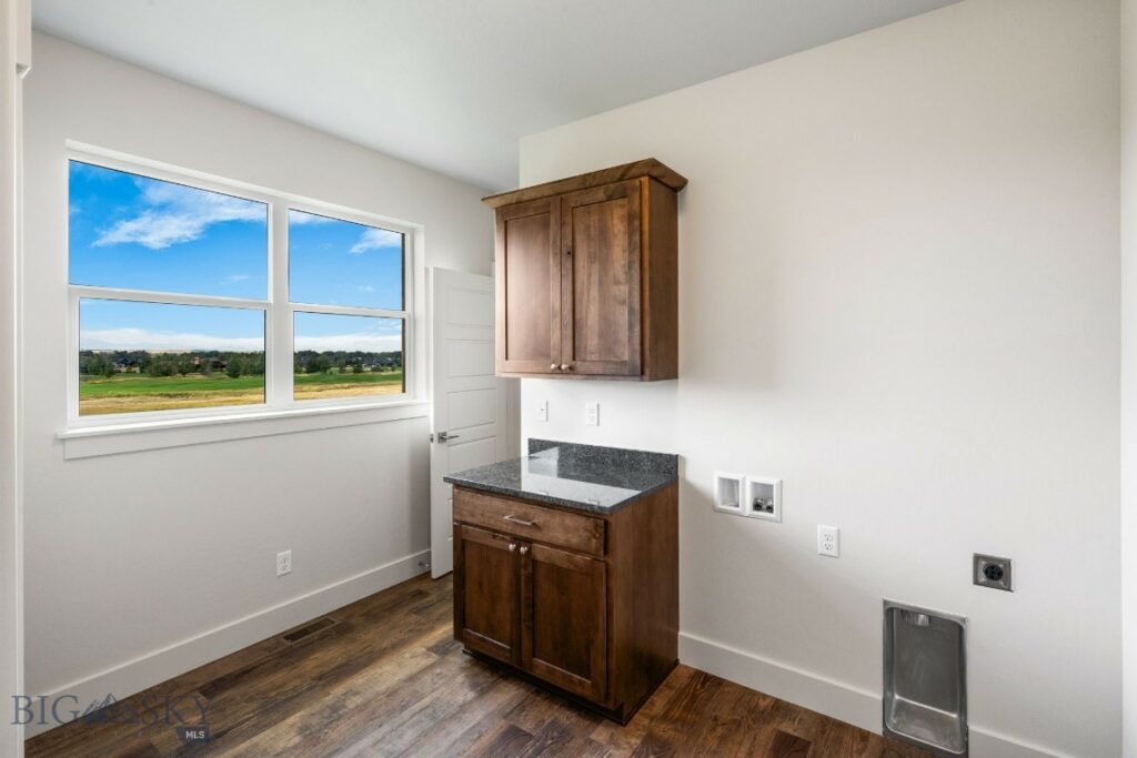 48 Horseshoe Loop, Bozeman MT 59718