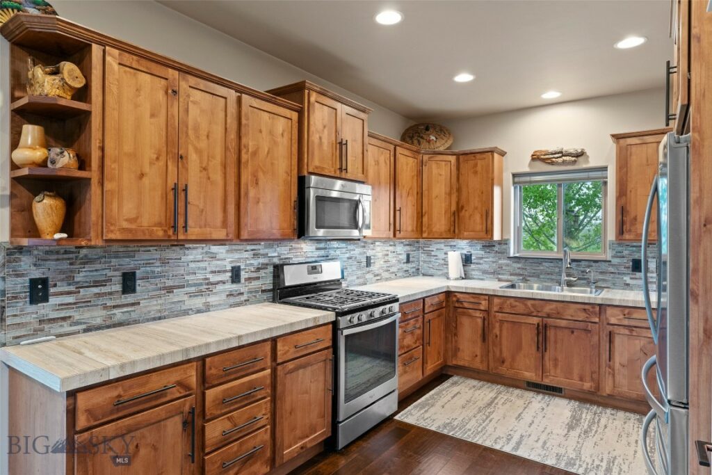 481 Stubbs Lane, Bozeman MT 59718