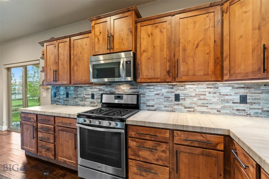 481 Stubbs Lane, Bozeman MT 59718
