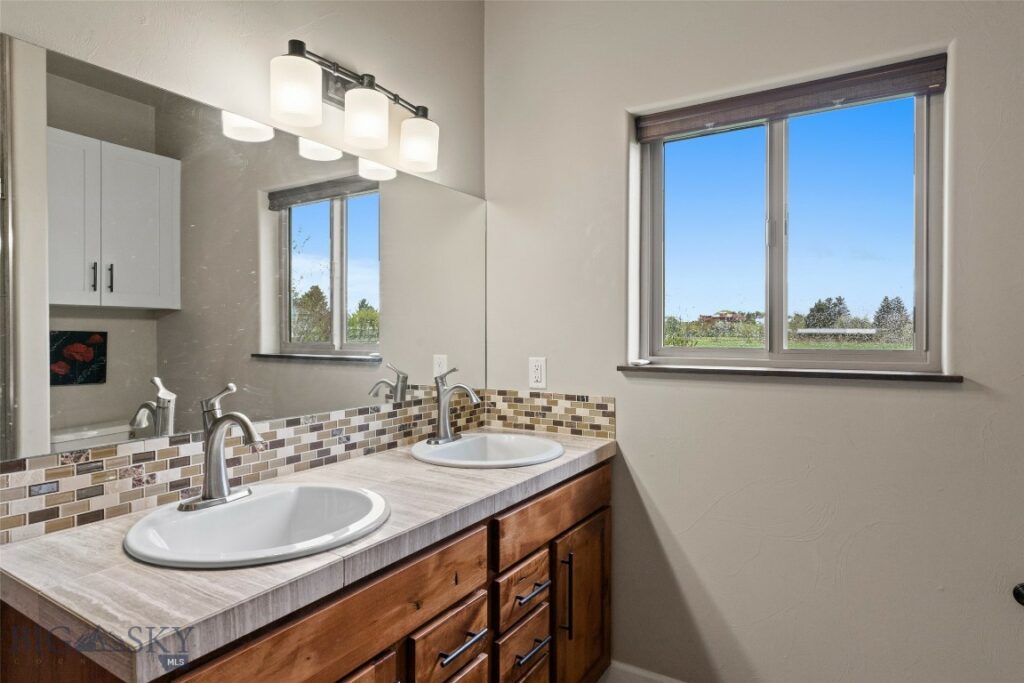 481 Stubbs Lane, Bozeman MT 59718