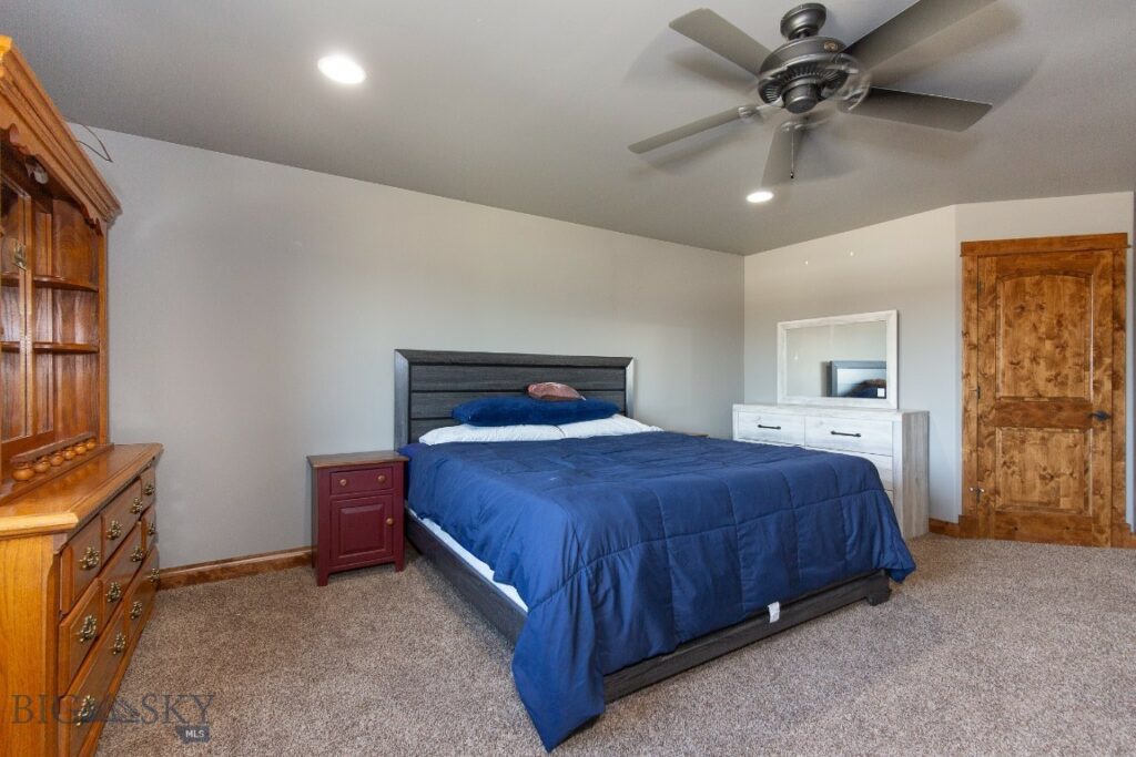 484 Circle F, Bozeman MT 59718