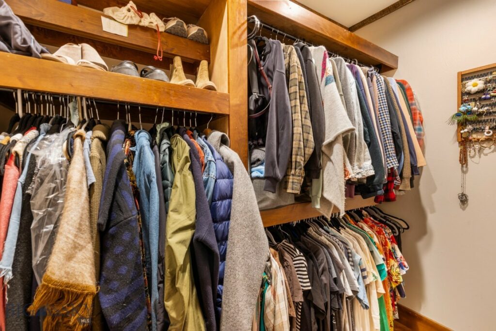 490 Sundown Road, Bozeman MT 59715