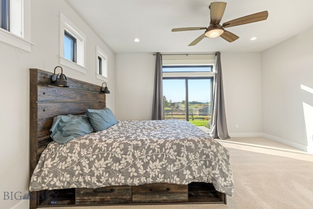 501 White Horse Loop, Bozeman MT 59718