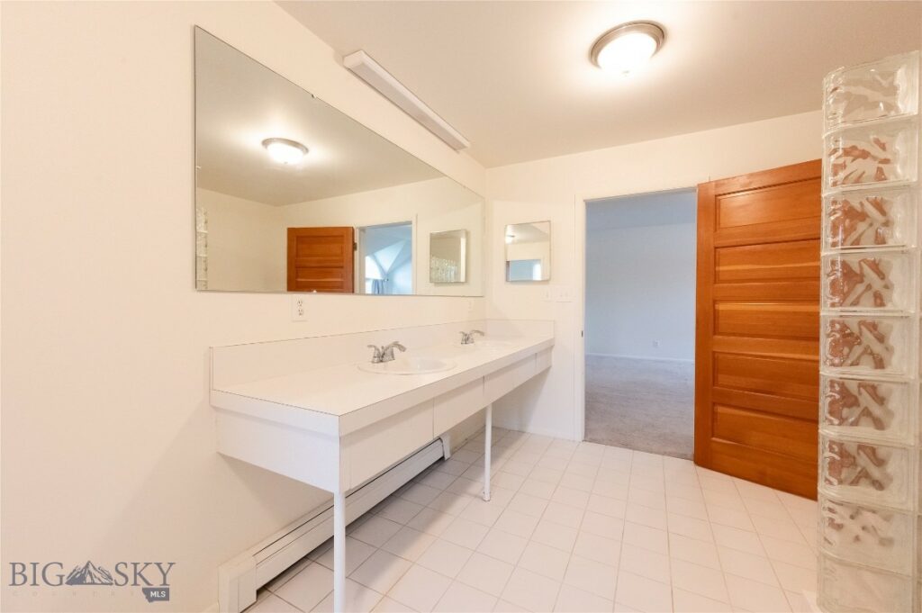 502 S 10th, Bozeman MT 59715