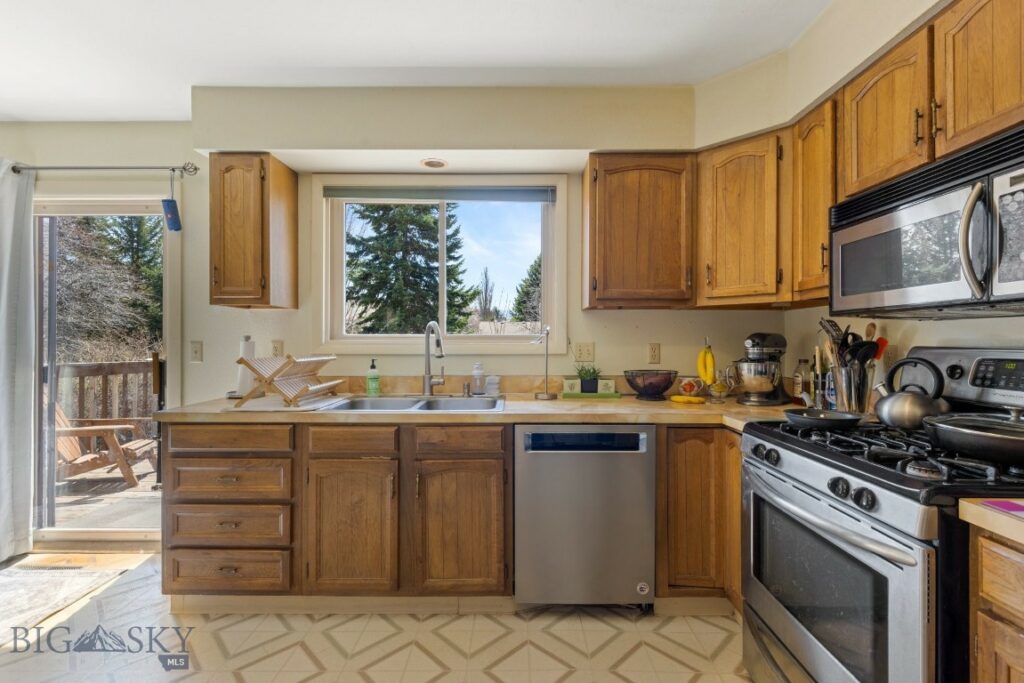 504 Henderson Street, Bozeman MT 59715