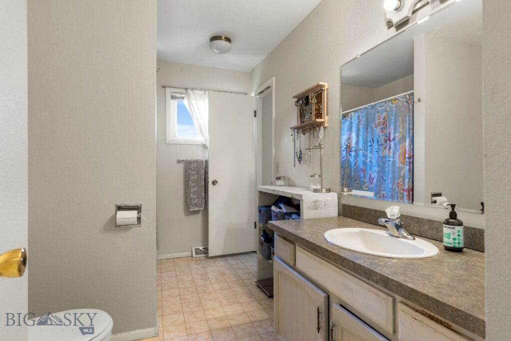 504 Henderson Street, Bozeman MT 59715