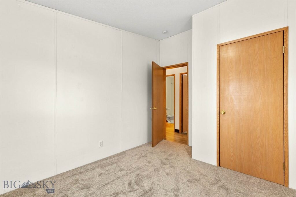 53 Sunlight Avenue, Bozeman MT 59718