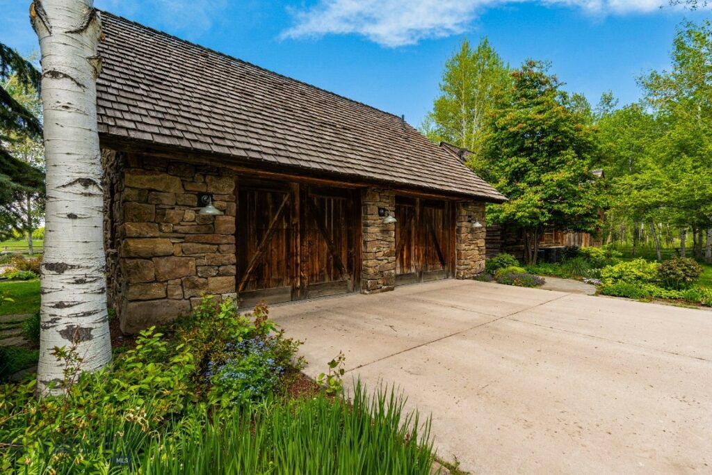 5350 River Road, Bozeman MT 59718