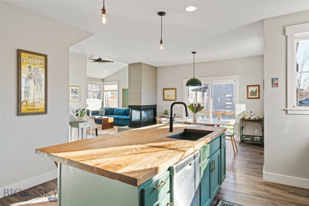 5392 Delft Way, Bozeman MT 59718