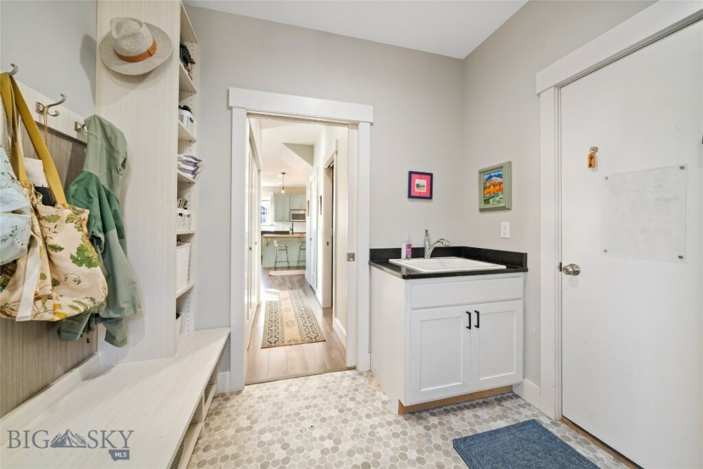 5392 Delft Way, Bozeman MT 59718