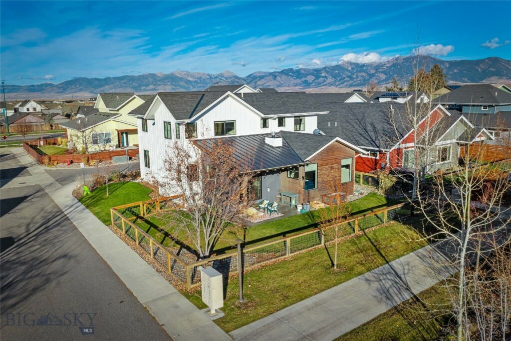 5392 Delft Way, Bozeman MT 59718