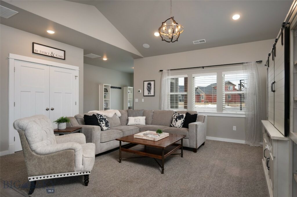 5421 Redhaven Street, Bozeman MT 59718