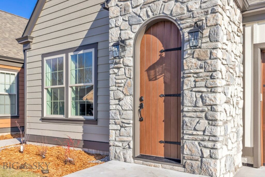 5442 Annie St, Bozeman MT 59718