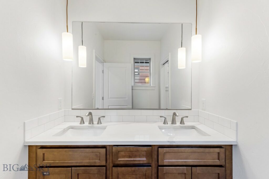 5442 Annie St, Bozeman MT 59718