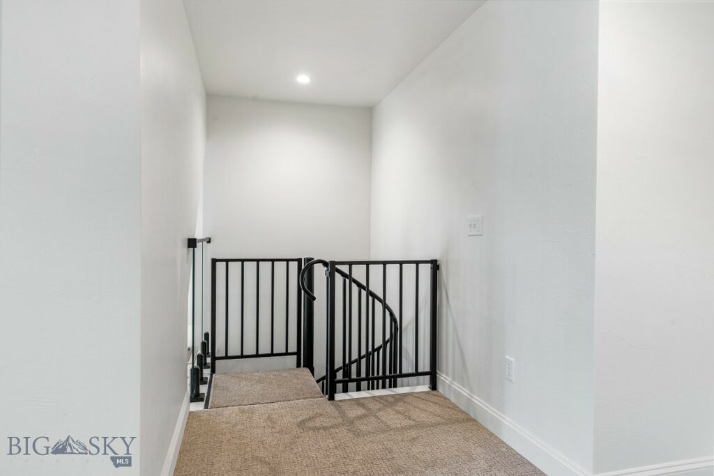 5442 Annie St, Bozeman MT 59718