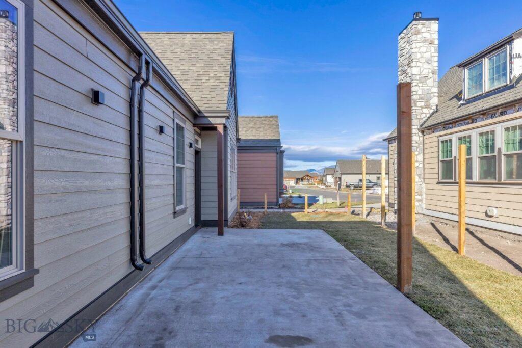 5442 Annie St, Bozeman MT 59718