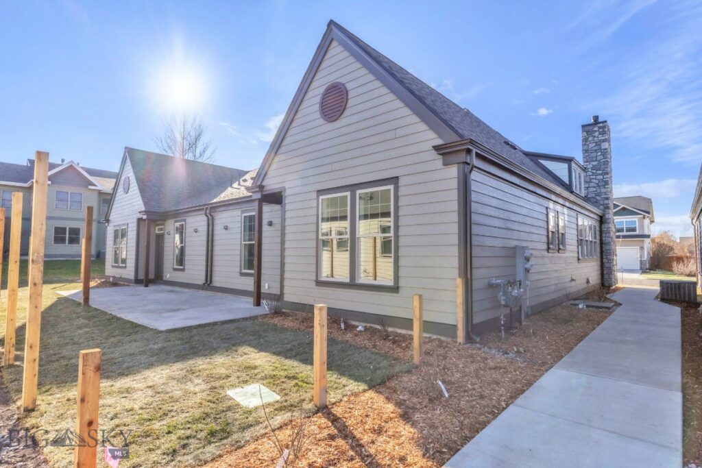5442 Annie St, Bozeman MT 59718