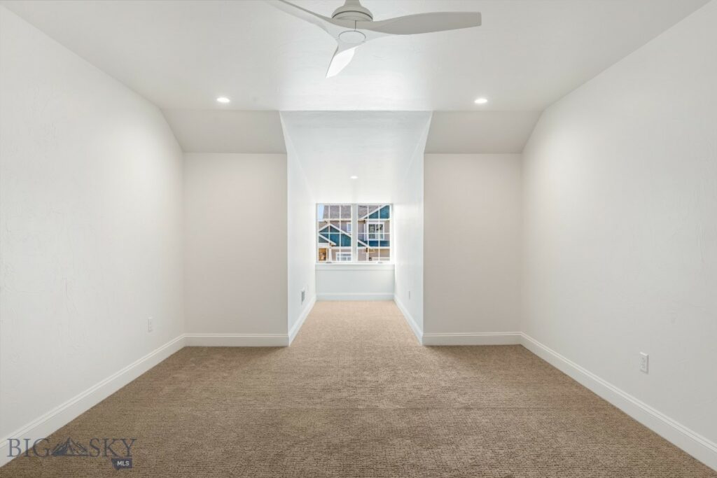 5442 Annie St, Bozeman MT 59718