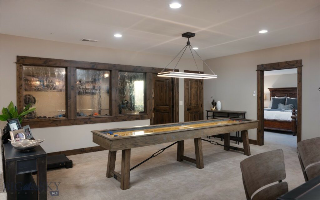 546 Naya Nuki Drive, Bozeman MT 59715