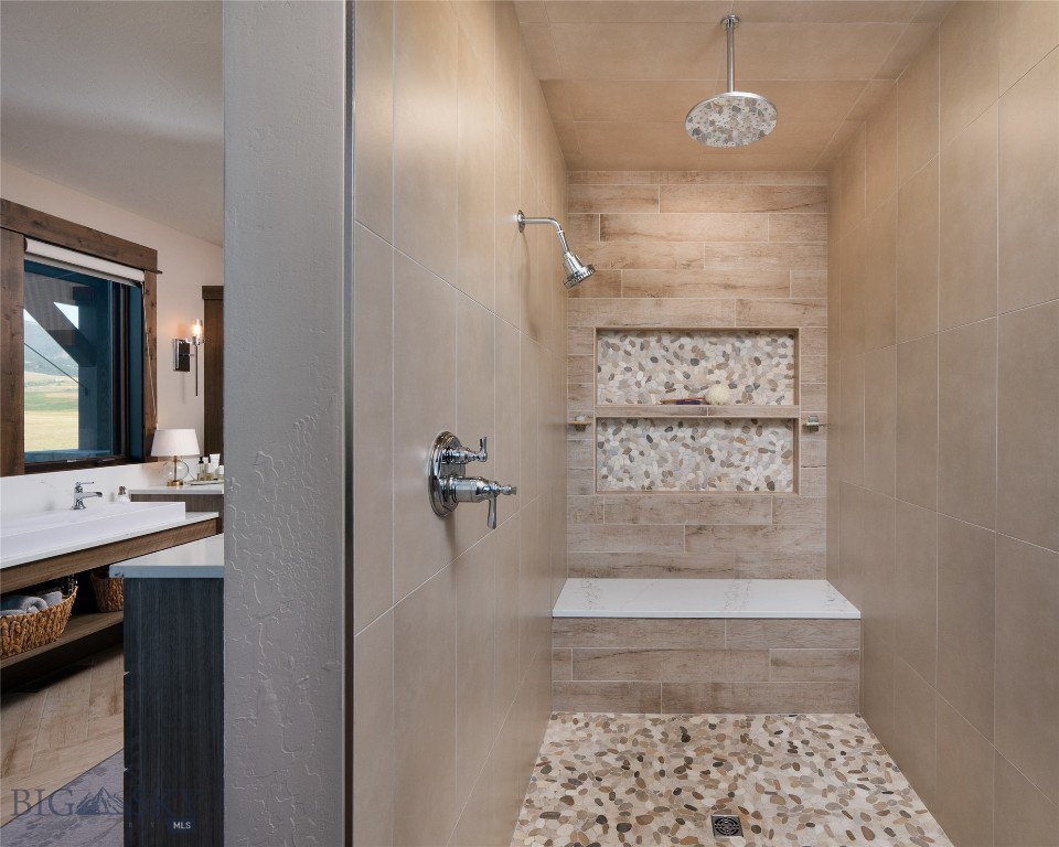 546 Naya Nuki Drive, Bozeman MT 59715