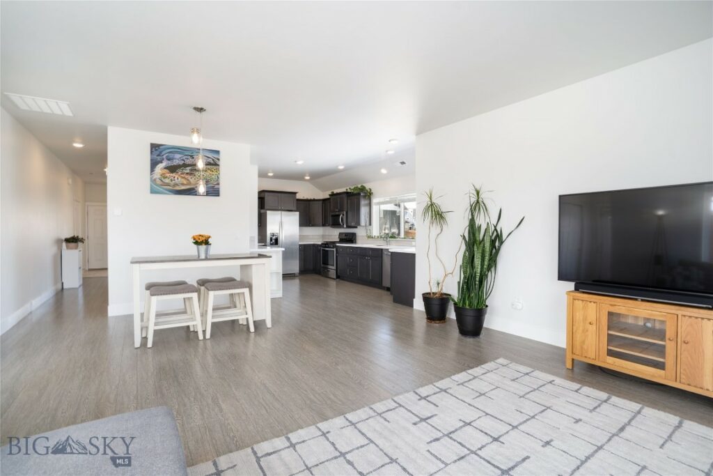 5529 Redhaven Street, Bozeman MT 59718