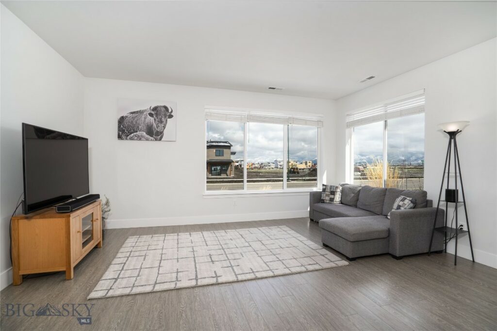 5529 Redhaven Street, Bozeman MT 59718