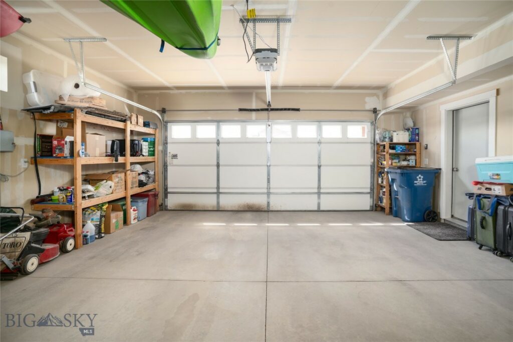 5529 Redhaven Street, Bozeman MT 59718