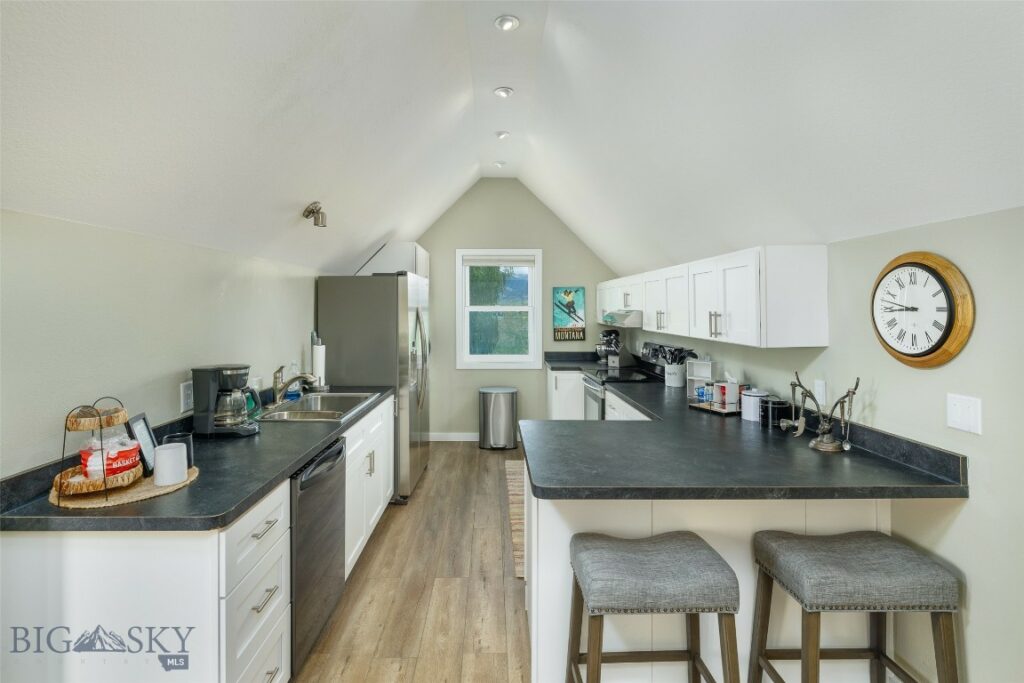 555 Mary Road, Bozeman MT 59718