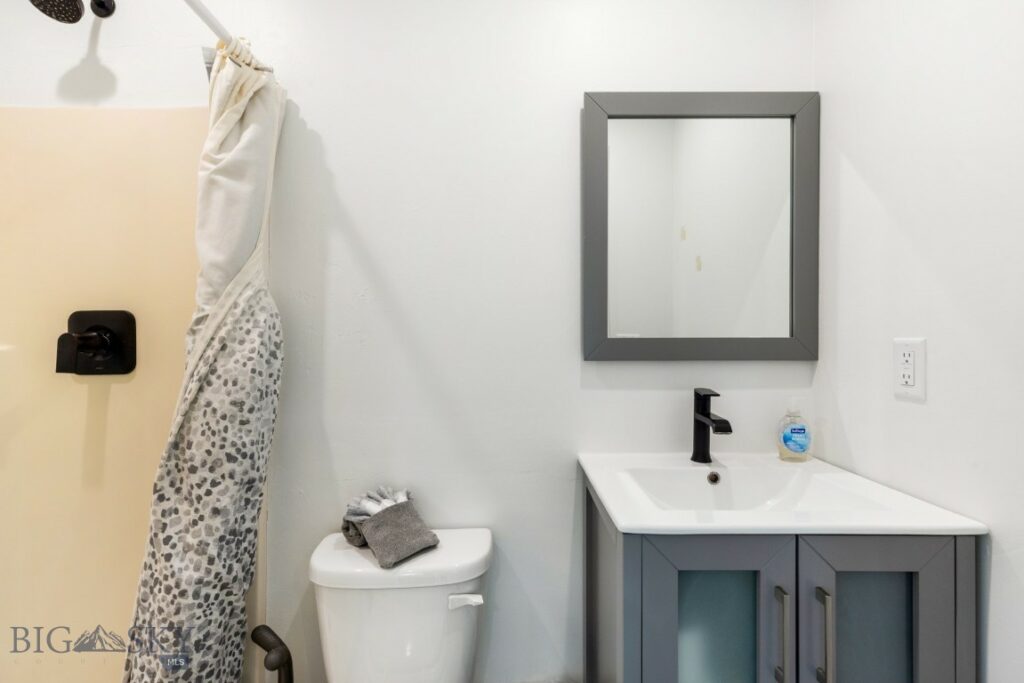 557 St Andrews, Bozeman MT 59715