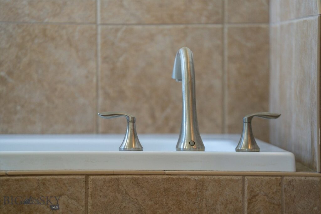 56 Koch Peak Court, Bozeman MT 59718
