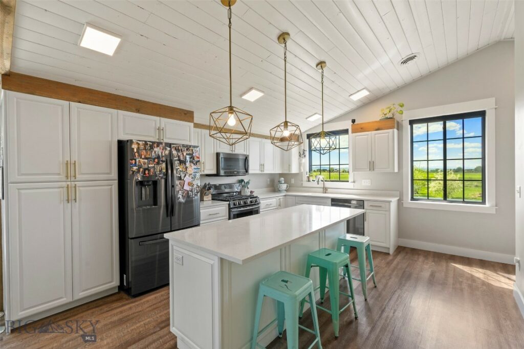 5667 Staffanson Road, Bozeman MT 59718