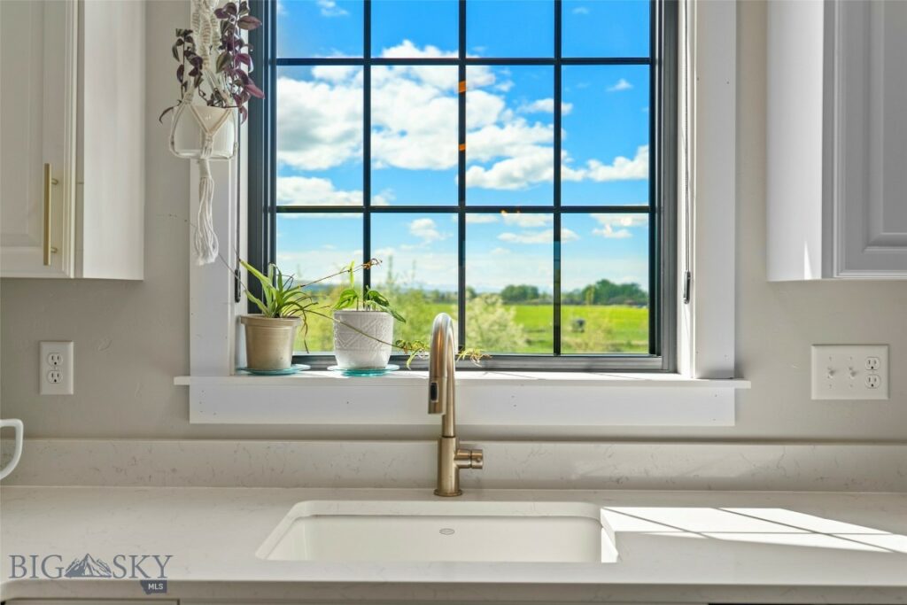 5667 Staffanson Road, Bozeman MT 59718