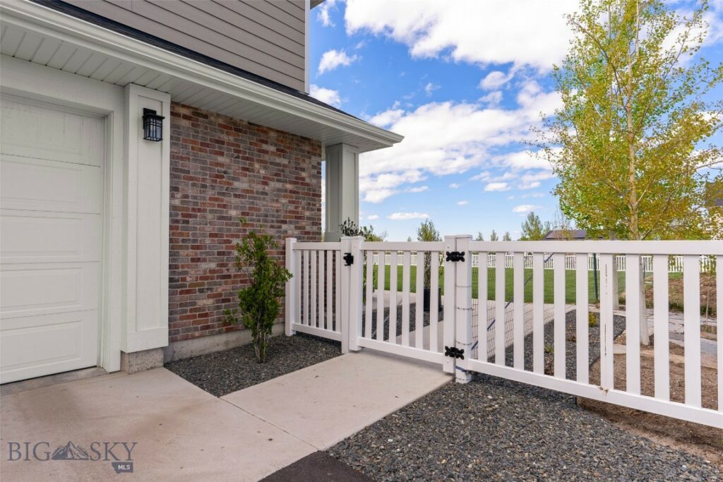 5667 Staffanson Road, Bozeman MT 59718