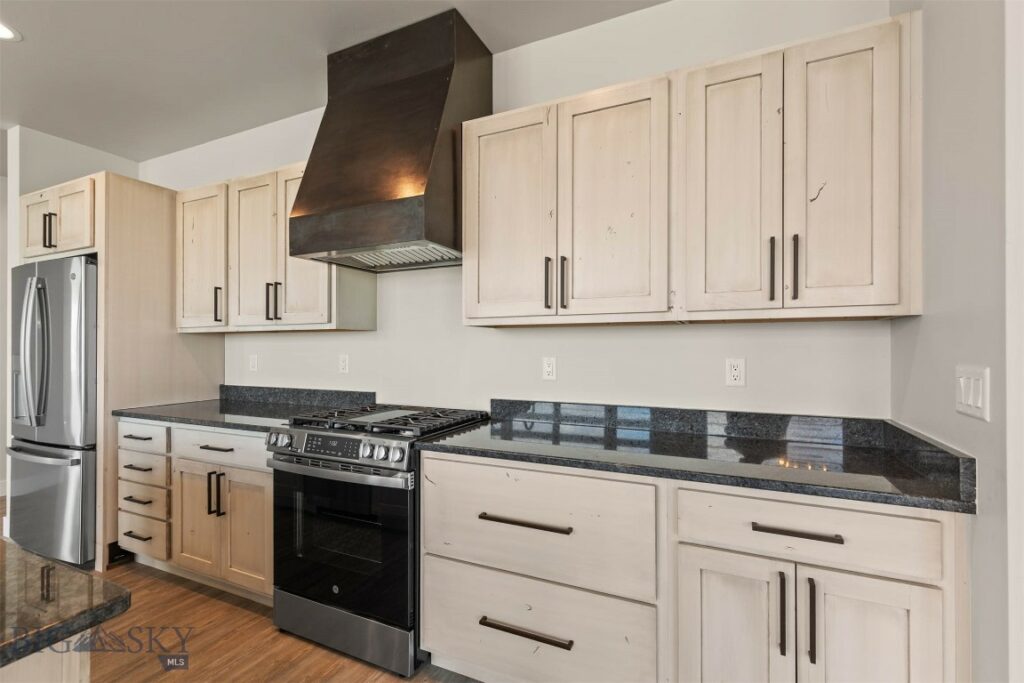 5699 Flycatcher Drive, Bozeman MT 59718