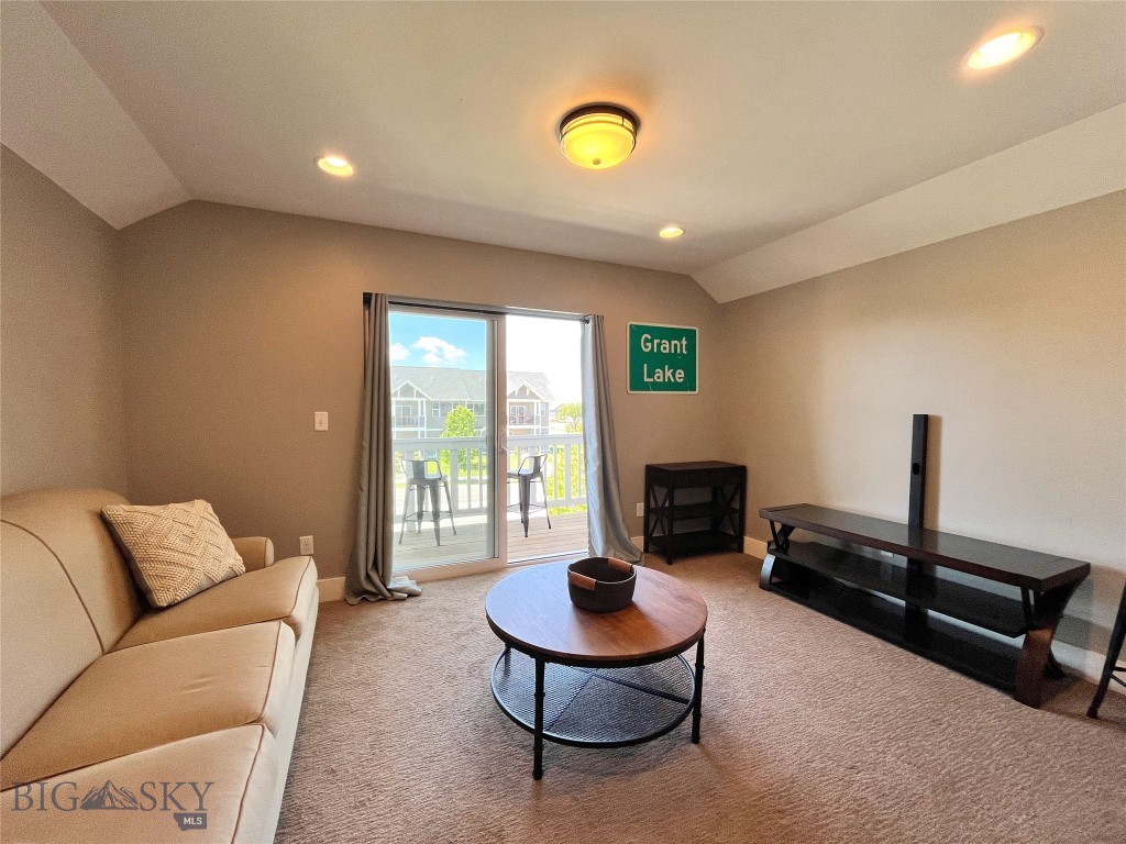 572 N Laurel Parkway, Bozeman MT 59718