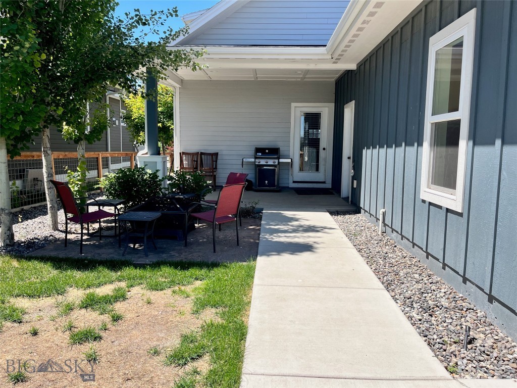 572 N Laurel Parkway, Bozeman MT 59718