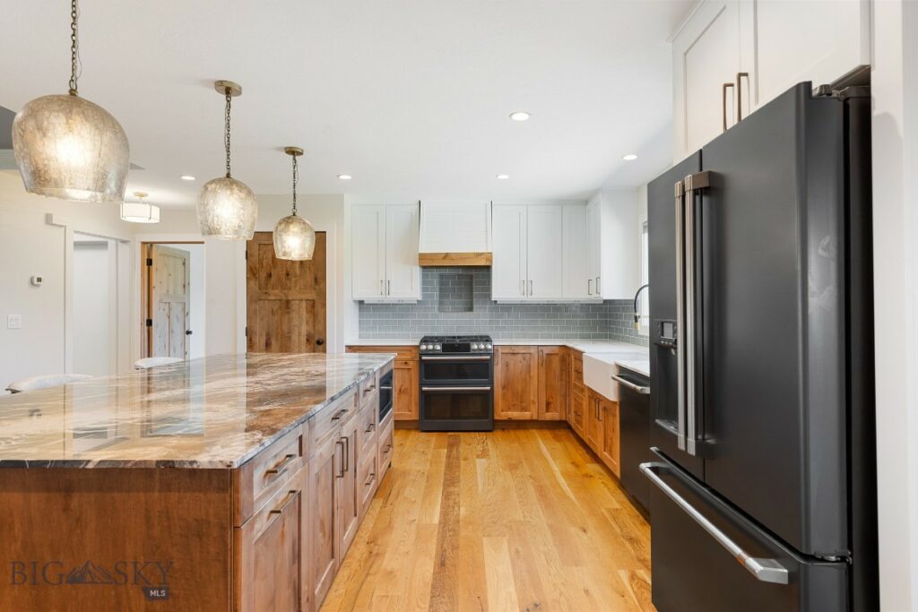 588 Candlelight, Bozeman MT 59718