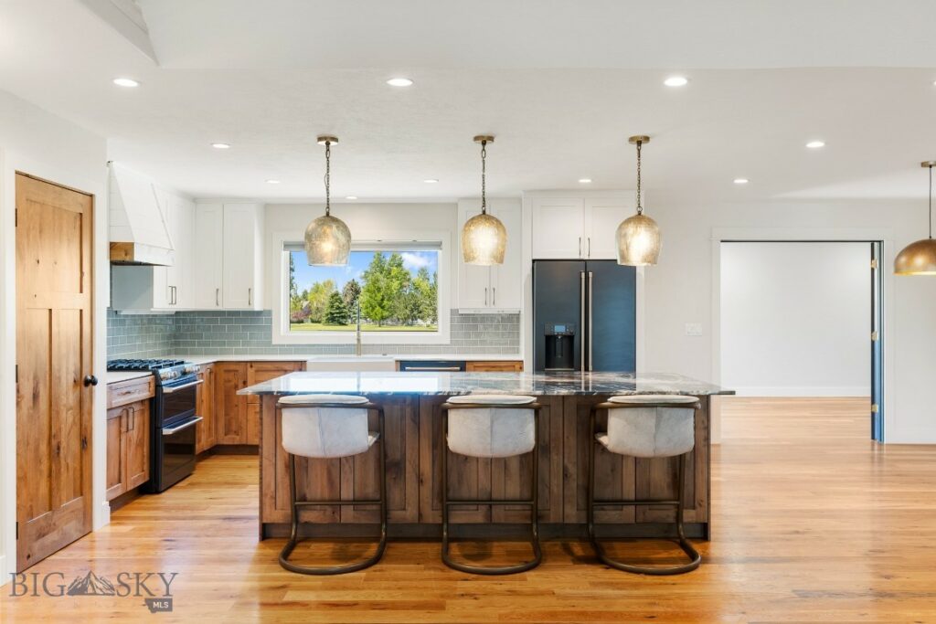 588 Candlelight, Bozeman MT 59718