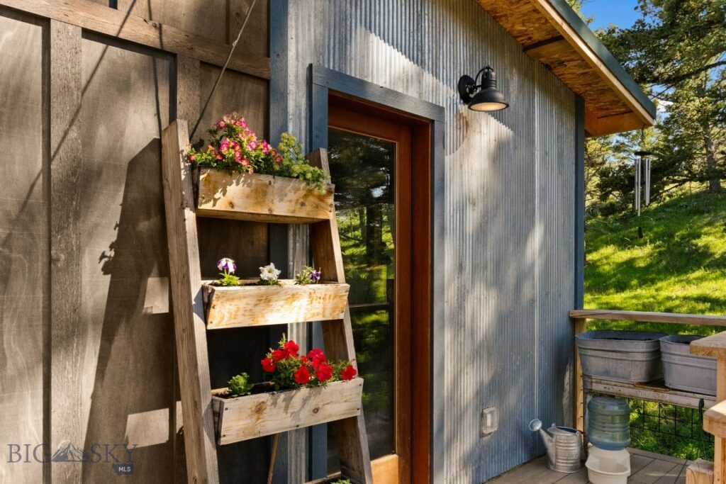 590 Middle Skunk Creek, Bozeman MT 59715