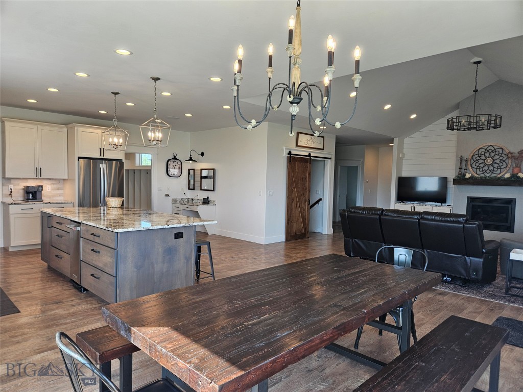 592 Stewart Loop, Bozeman MT 59718